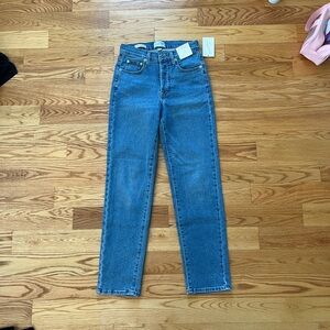 mid rise 80s slim light wash jeans